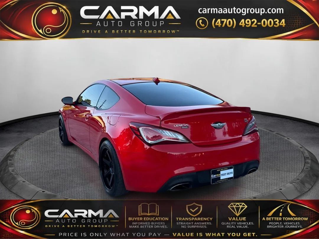 Used 2016 Hyundai Genesis Coupe 3.8 RWD image 3