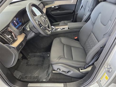 Certified 2025 Volvo XC90 B5 Plus image 14