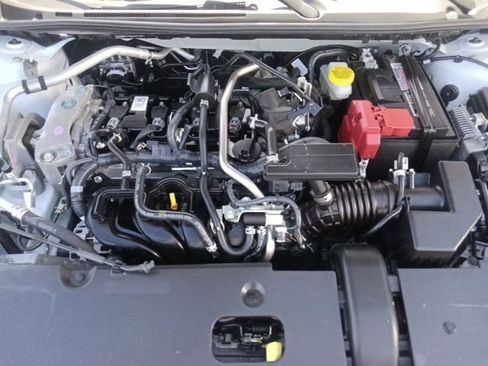 Used 2025 Nissan Sentra SV FWD image 31