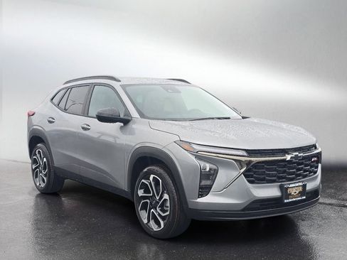 New 2026 Chevrolet Trax RS image 1