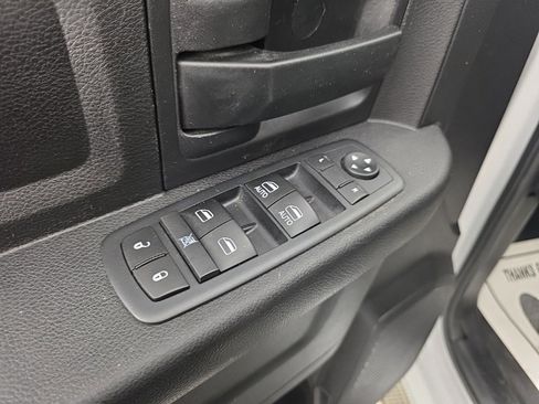 Used 2017 RAM 2500 Tradesman w/ Chrome Appearance Group image 13