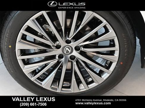 New 2026 Lexus RX 450h AWD image 8