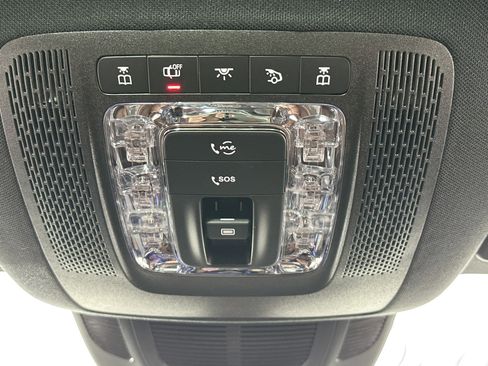 Used 2025 Mercedes-Benz GLE 450 4MATIC Coupe image 18