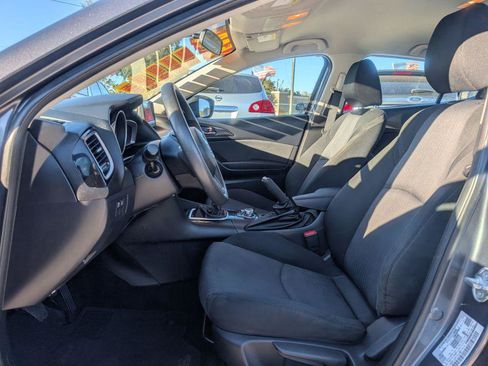 Used 2015 MAZDA MAZDA3 i Sport image 9