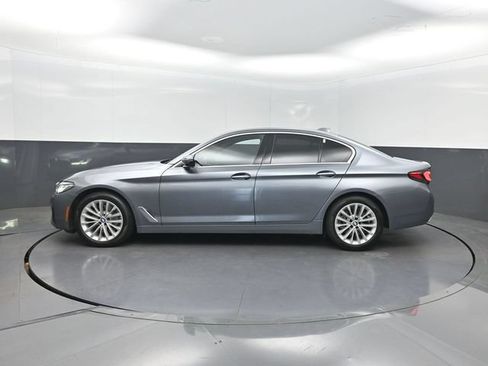 Used 2021 BMW 530i xDrive w/ Premium Package AWD/4WD image 3
