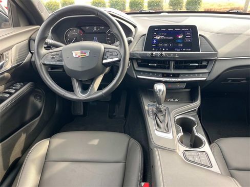 Used 2024 Cadillac CT4 Luxury image 18