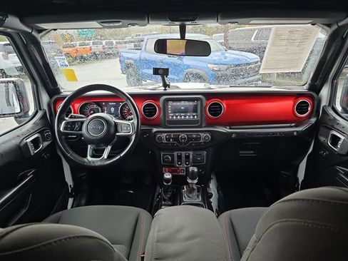 Used 2019 Jeep Wrangler Rubicon w/ Cold Weather Group image 20