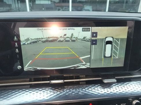Used 2024 Kia Carnival SX Prestige FWD image 21