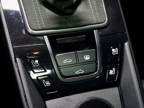 Used 2023 Porsche 911 Carrera T image 29