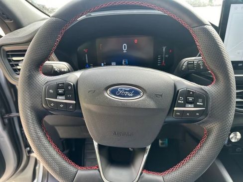 Used 2024 Ford Escape ST-Line w/ Tech Pack #1 AWD/4WD image 31