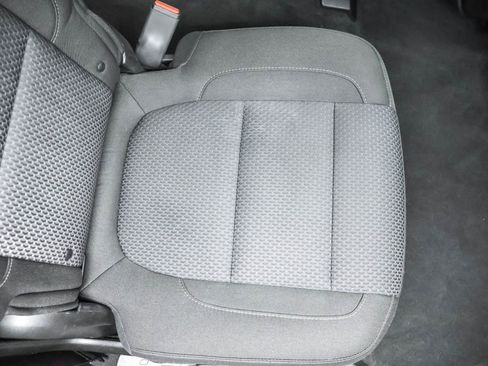 Certified 2023 GMC Acadia SLE w/ Driver Convenience Package image 37