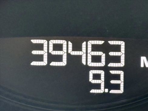 Used 2020 Porsche Macan image 8