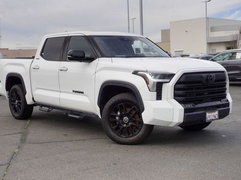 Used 2024 Toyota Tundra Limited image 5