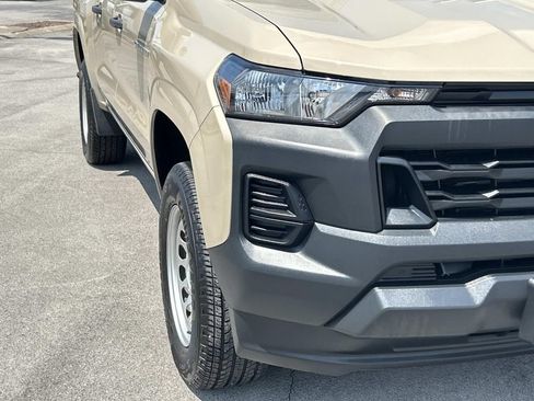 Used 2024 Chevrolet Colorado W/T RWD image 13