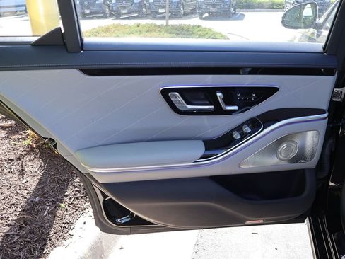 Used 2023 Mercedes-Benz S 580 4MATIC Sedan image 15