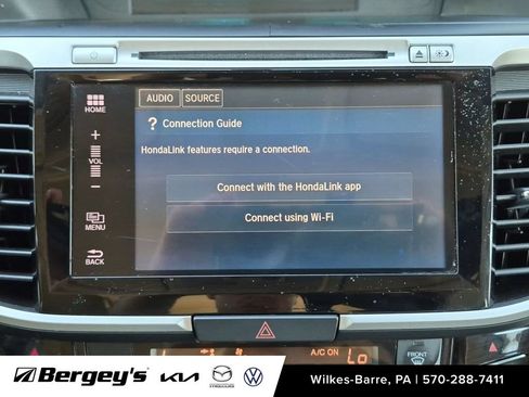 Used 2017 Honda Accord EX-L image 19