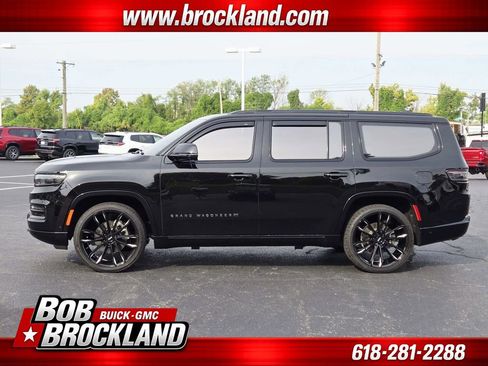 Used 2024 Jeep Grand Wagoneer Series III w/ Rear Seat Video Group 1 AWD/4WD image 6