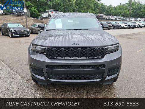 Used 2024 Jeep Grand Cherokee L Altitude AWD/4WD image 8