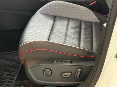 Used 2025 Volkswagen GTI Autobahn image 19