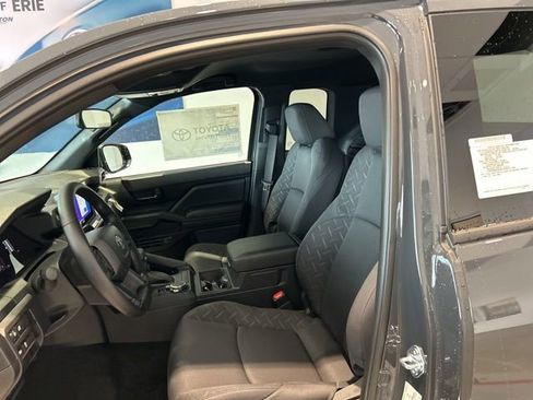 New 2026 Toyota Tacoma SR AWD/4WD image 13