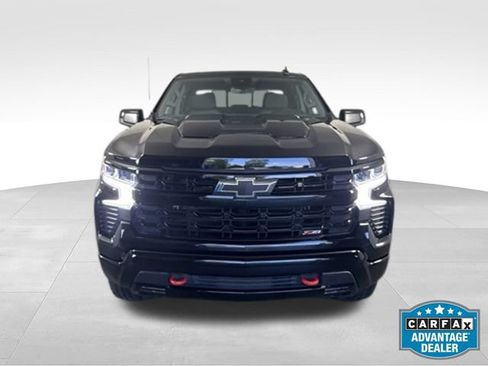 Used 2023 Chevrolet Silverado 1500 LT Trail Boss w/ Convenience Package II AWD/4WD image 2