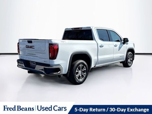 Used 2025 GMC Sierra 1500 SLT image 8