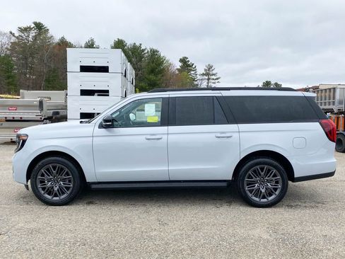 New 2026 Ford Expedition Max Platinum AWD/4WD image 2