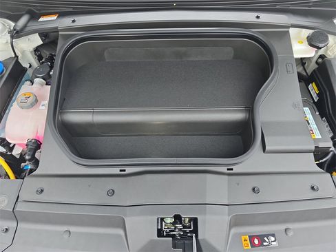 New 2025 Hyundai Ioniq 6 Limited image 31