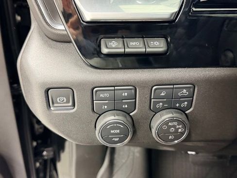 Certified 2026 Chevrolet Silverado 1500 High Country w/ High Country Premium Package AWD/4WD image 19