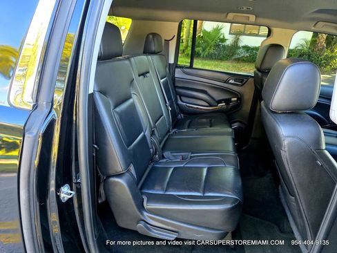 Used 2018 Chevrolet Suburban LT image 37