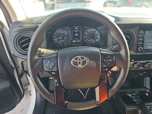 Used 2021 Toyota Tacoma SR RWD image 9