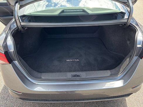 Used 2025 Nissan Sentra SV FWD image 25