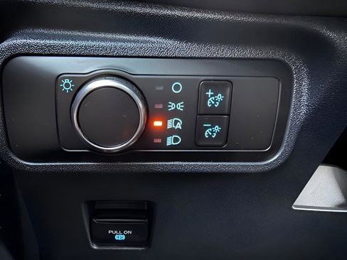 Used 2023 Ford Bronco Everglades AWD/4WD image 15