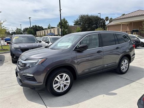 Used 2018 Honda Pilot LX image 3