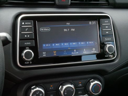 Used 2024 Nissan Versa S w/ Trunk Package FWD image 22