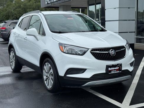 Used 2020 Buick Encore Preferred w/ Safety Package FWD image 2