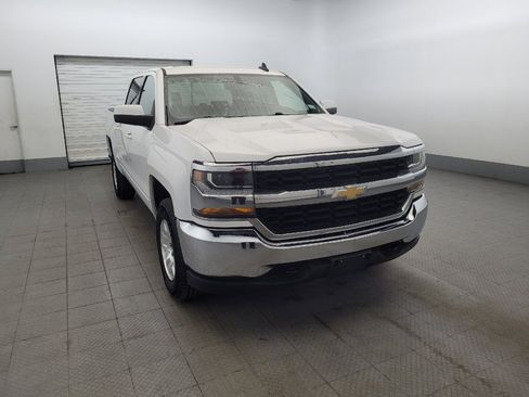 Used 2018 Chevrolet Silverado 1500 LT AWD/4WD image 14