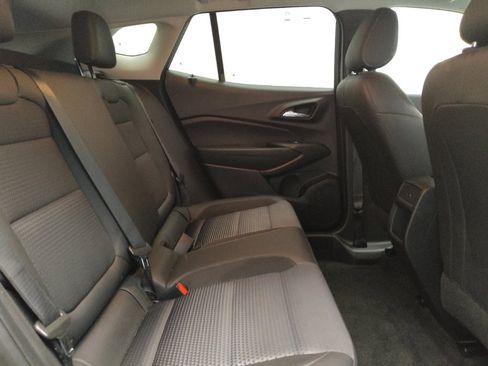 Used 2024 Chevrolet Trax LT w/ Driver Confidence Package FWD image 19