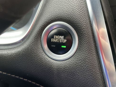 Certified 2022 Chevrolet Traverse LT image 17