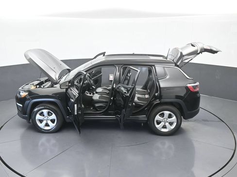 Used 2018 Jeep Compass Latitude w/ Popular Equipment Group AWD/4WD image 67