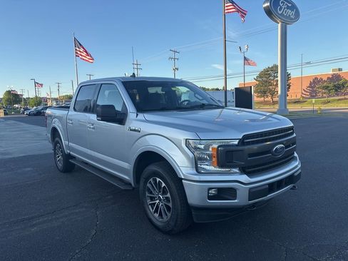 Used 2019 Ford F150 XLT w/ Equipment Group 302A Luxury AWD/4WD image 3