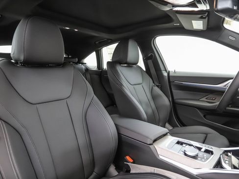 Used 2025 BMW i4 xDrive40i w/ Premium Package image 32