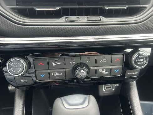 New 2026 Jeep Compass Limited image 22