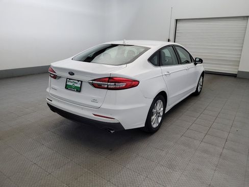 Used 2020 Ford Fusion SE FWD image 9