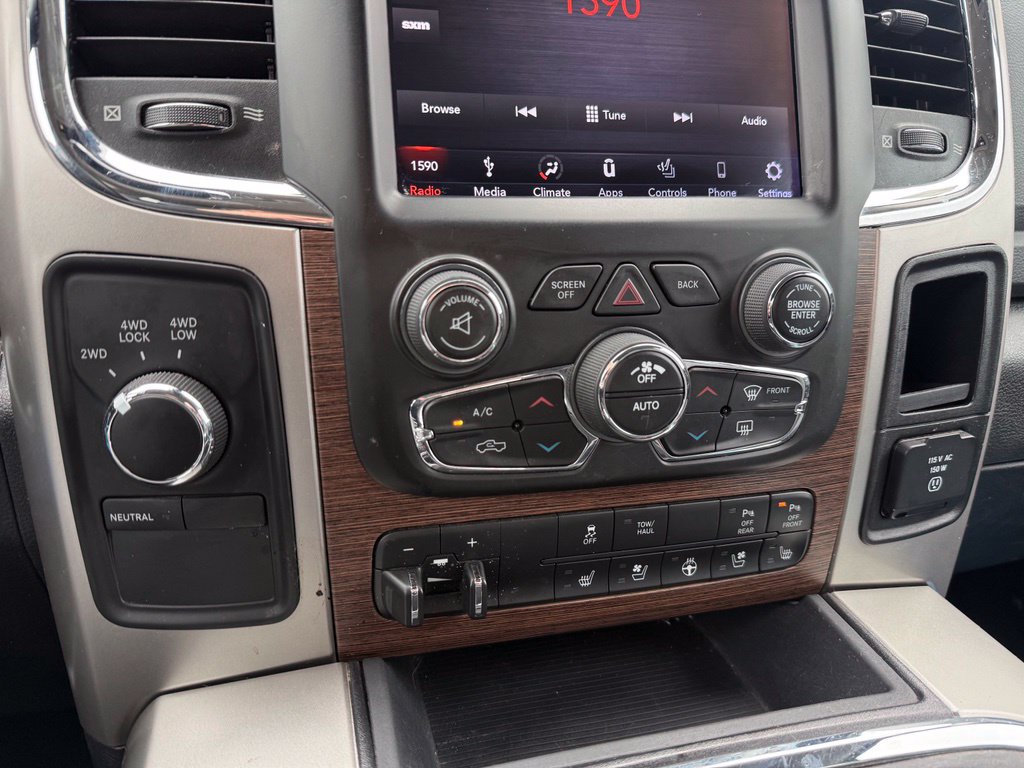 Used 2018 RAM 2500 Laramie w/ Convenience Group AWD/4WD image 18
