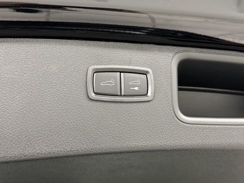 New 2026 Porsche Macan AWD/4WD image 60