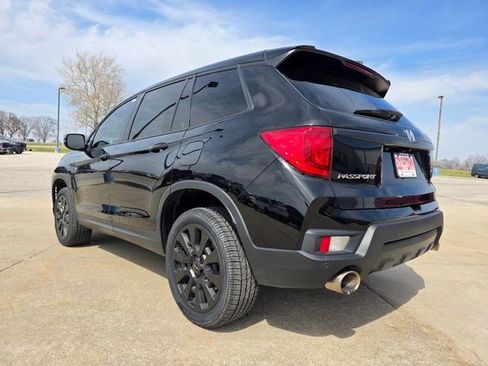 Used 2023 Honda Passport EX-L image 6