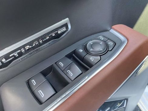 Certified 2024 GMC Sierra 1500 Denali Ultimate image 15