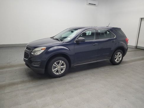 Used 2016 Chevrolet Equinox LS image 2