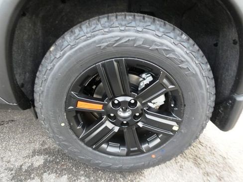 New 2026 Nissan Rogue SV AWD/4WD image 9